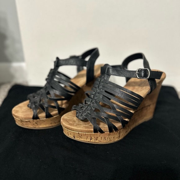 Maurices Shoes - Maurices Black Wedge Sandals 7.5